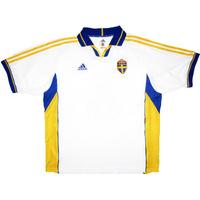 2000-02 Sweden Away Shirt (Excellent) S