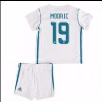 2017-18 Real Madrid Home Baby Kit (Modric 19)