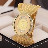 2015 New Ladies Fashion Luxury Gold Bracelet Quartz Women\'s Famous Brand Rhinestone Watches Cool Watches Unique Watches Strap Watch