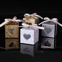 25pcs Love Heart Candy Box for Wedding Decoration Emboss And Glitter Wedding Favors and Gifts Box Party Favors