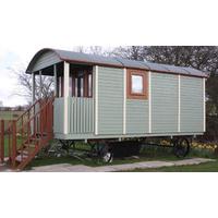 2nt Luxury Shepherd\'s Hut Stay & Wine for 2