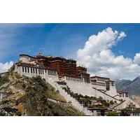 3-Night Lhasa Tour Including Potala Palace and Yamdrok Yumtso