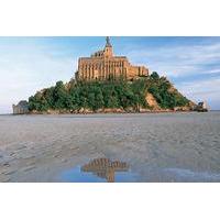 3 day mont st michel and chateaux country tour from paris