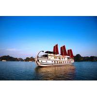 3-Day Halong Bay Cruise including Swimming and Kayaking with Round-Trip Transfer from Hanoi