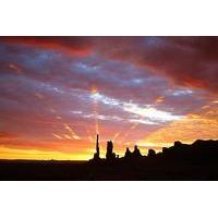 3 hour monument valley sunrise or sunset tour