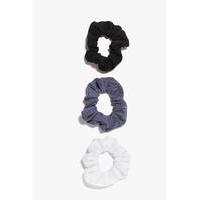 3 Pack Scrunchies - black