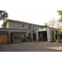 314 on Clark Guest House