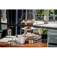 34 for a sparkling afternoon tea for two at the 4 hilton london canary ...