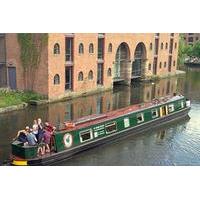 4-Day Narrowboat Adventure from Manchester to the Peak District