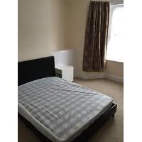 4 bed house -double rooms let as house share
