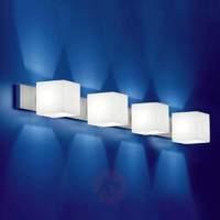 4 bulb wall light cube with no glare
