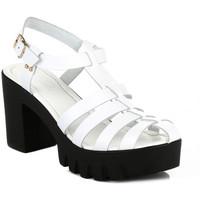 4ever Young Womens Chunky White Leather Sandals women\'s Sandals in white
