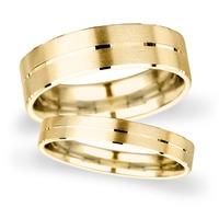 4mm D Shape Standard centre groove with chamfered edge Wedding Ring in 9 Carat Yellow Gold