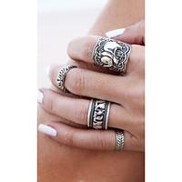 4PCS Vintage Punk Ring Set Unique Carved Antique Silver Elephant Totem Leaf Lucky Rings for Women Boho Beach Jewelry