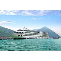 5-Day President No. 7 Yangtze River Luxury Cruise Tour from Yichang