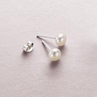 6mm Pearl Stud Earrings