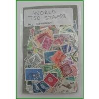 750 World stamps - all different