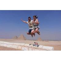 8-Hour Private Guided Tour to Giza Pyramids Memphis and Saqqara from Cairo