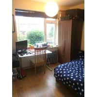 9 Oliver Road. Double Room available