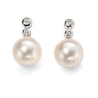 9ct White Gold 2x Diamond Freshwater Pearl Stud Earrings GE896W