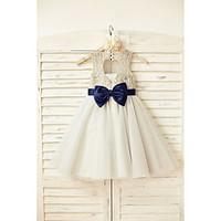 A-line Knee-length Flower Girl Dress - Lace / Tulle Sleeveless Scoop with