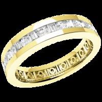 A breathtaking mixed cut diamond set ladies wedding ring in 18ct yellow gold