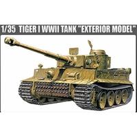 academy 135 german tiger 1 early version with crew