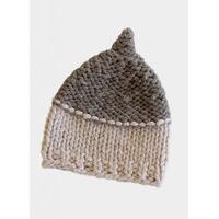 Acorn Hat in Spud & Chloe Outer