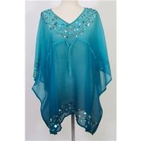 accessorize green batwing top size s