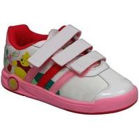 adidas Disney Winnie CF I girls\'s Children\'s Shoes (Trainers) in white