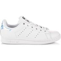 adidas Stan Smith J boys\'s Children\'s Shoes (Trainers) in White