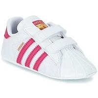 adidas SUPERSTAR CRIB girls\'s Children\'s Shoes (Trainers) in white