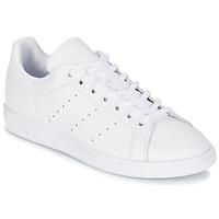 adidas STAN SMITH J girls\'s Children\'s Shoes (Trainers) in white