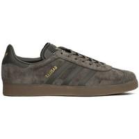 adidas Gazelle Utility Grey men\'s Shoes (Trainers) in Grey