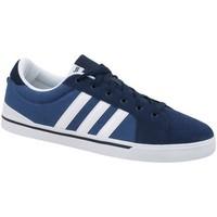 adidas Park ST men\'s Shoes (Trainers) in Blue