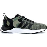 adidas AW4165 Sport shoes Man Verde men\'s Trainers in green