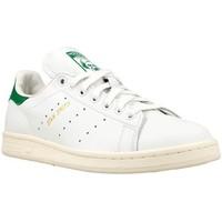 adidas Stan Smith men\'s Shoes (Trainers) in White