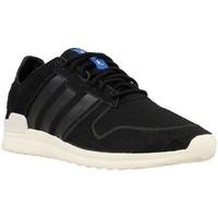 adidas ZX 700 men\'s Shoes (Trainers) in Black