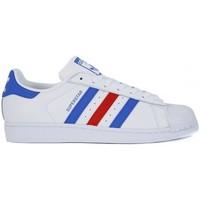 adidas Superstar men\'s Shoes in White