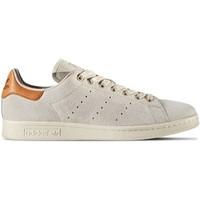 adidas Stan Smith men\'s Shoes (Trainers) in BEIGE