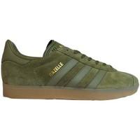 adidas Gazelle men\'s Shoes (Trainers) in green