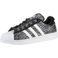 adidas Superstar Gid men\'s Shoes (Trainers) in White