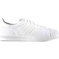adidas S82236 Sneakers Man Bianco men\'s Shoes (Trainers) in white