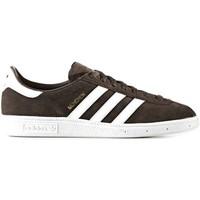 adidas BY1722 Sneakers Man Brown men\'s Shoes (Trainers) in brown