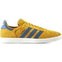 adidas BB5258 Sneakers Man Yellow men\'s Shoes (Trainers) in yellow