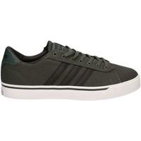adidas AW3906 Sneakers Man Black men\'s Shoes (Trainers) in black