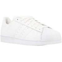 adidas Superstar Foundation men\'s Shoes (Trainers) in White