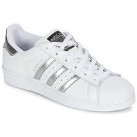adidas SUPERSTAR women\'s Shoes (Trainers) in white