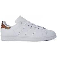 adidas Stan Smith W women\'s Shoes (Trainers) in White