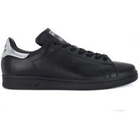 adidas Stan Smith W women\'s Shoes (Trainers) in Black
